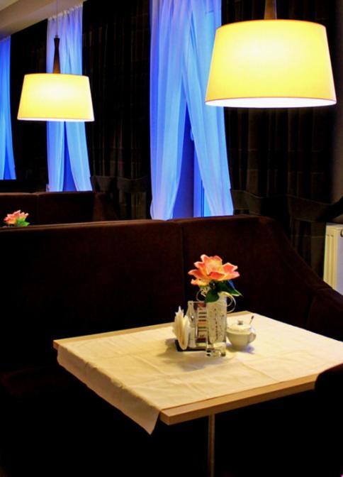 Hotel Hibiskus Boguchwała Eksteriør billede